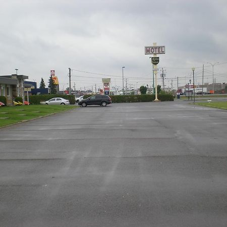 Motel Vaudreuil Esterno foto