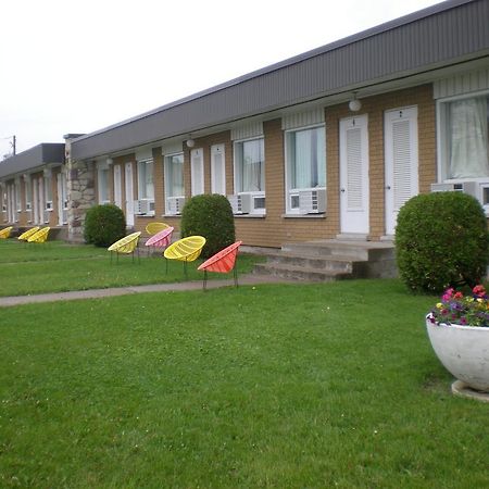 Motel Vaudreuil Esterno foto
